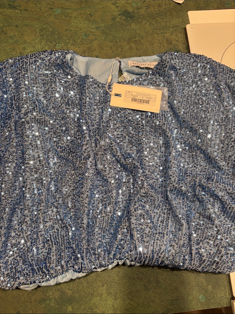 BNWT endless Rose anthropology Brand sequence cropped puff top